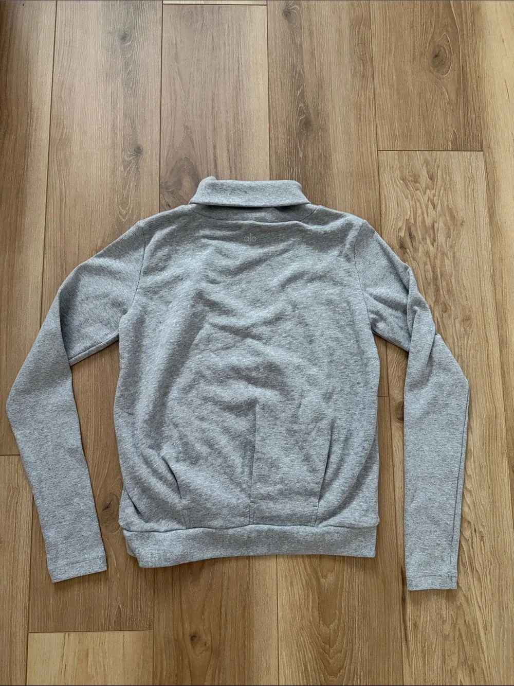 ALO Yoga cozy cowl